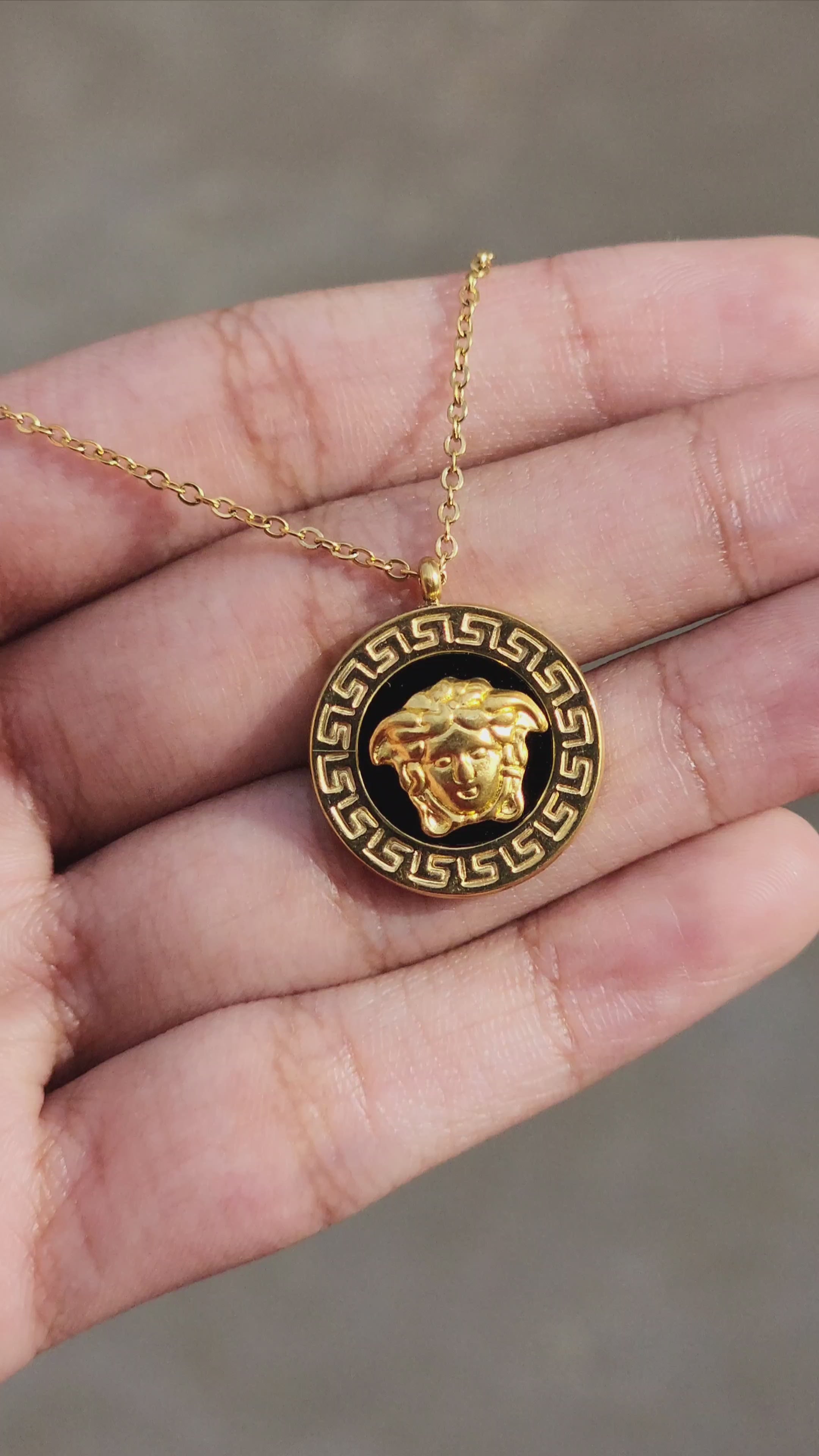 VERSACE